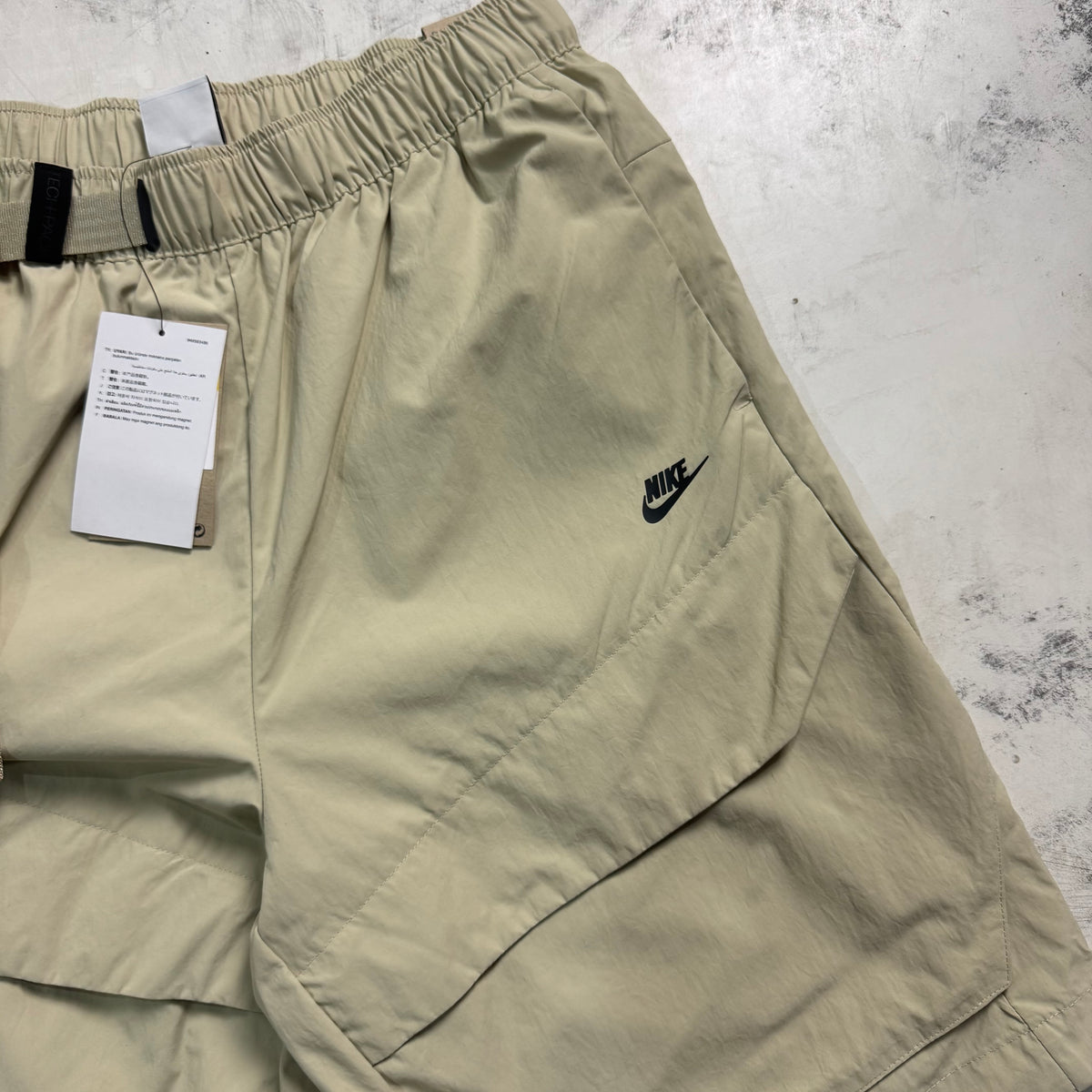 Short Nike Tech