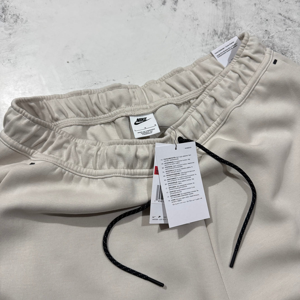 Short Nike Tech
