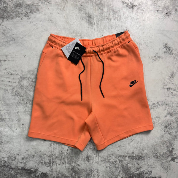Short Nike Tech