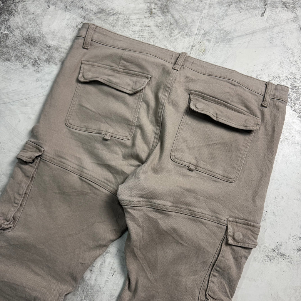 Fashion Nova Multi Cargo