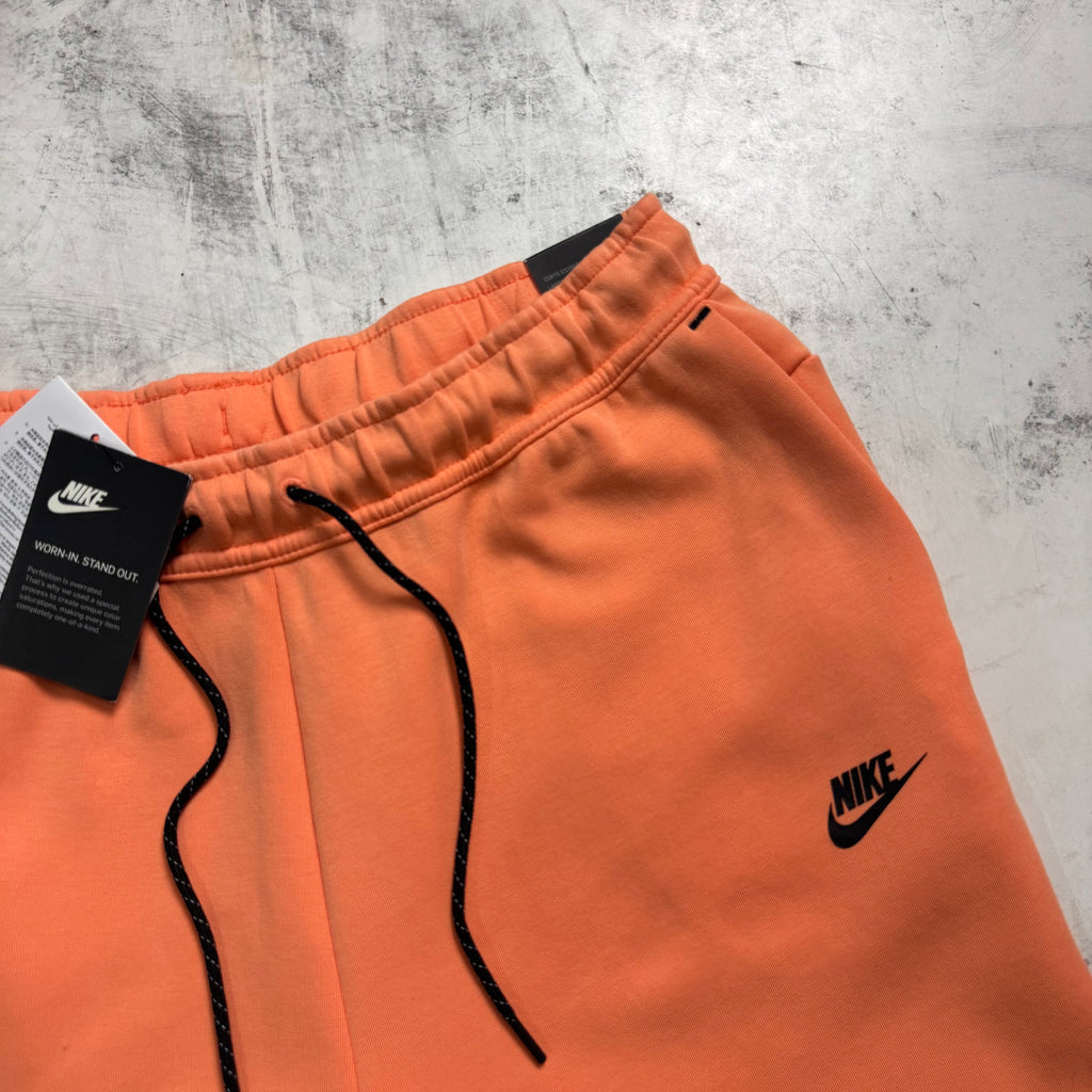 Short Nike Tech